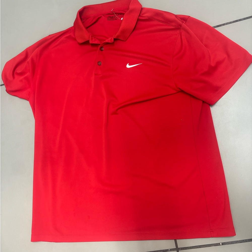 Nike golf standard fit polo brand new condition